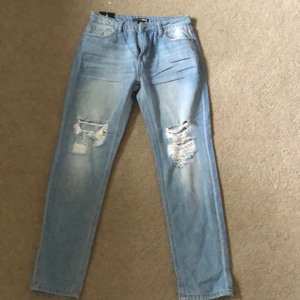 Fashion Nova “‘Mom” Jeans